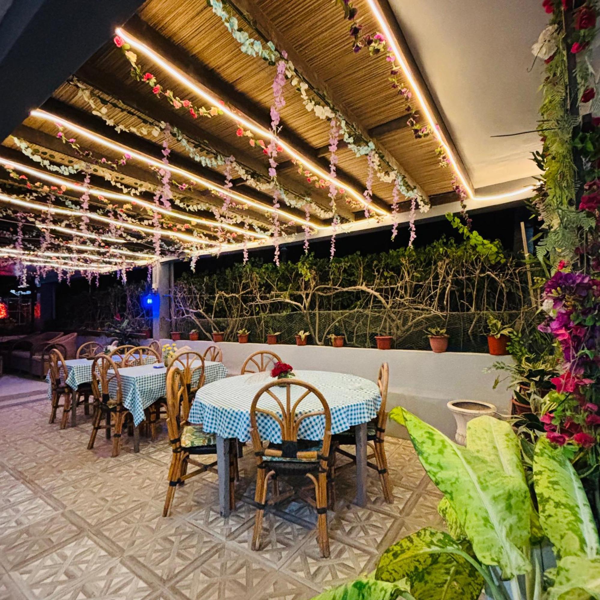 Hotel Sisters Inn Moalboal Luaran gambar