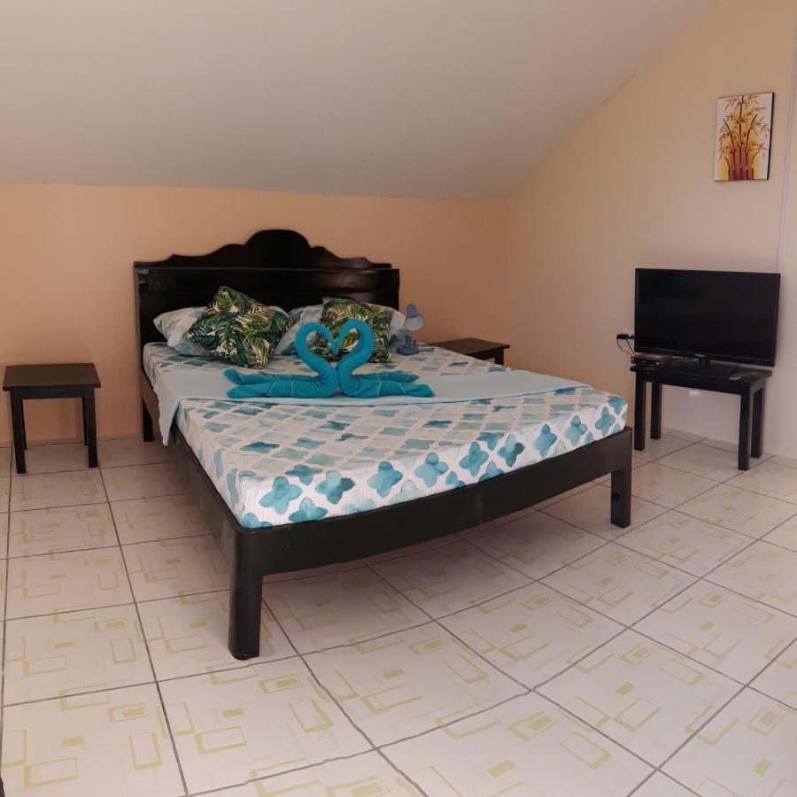 Hotel Sisters Inn Moalboal Luaran gambar